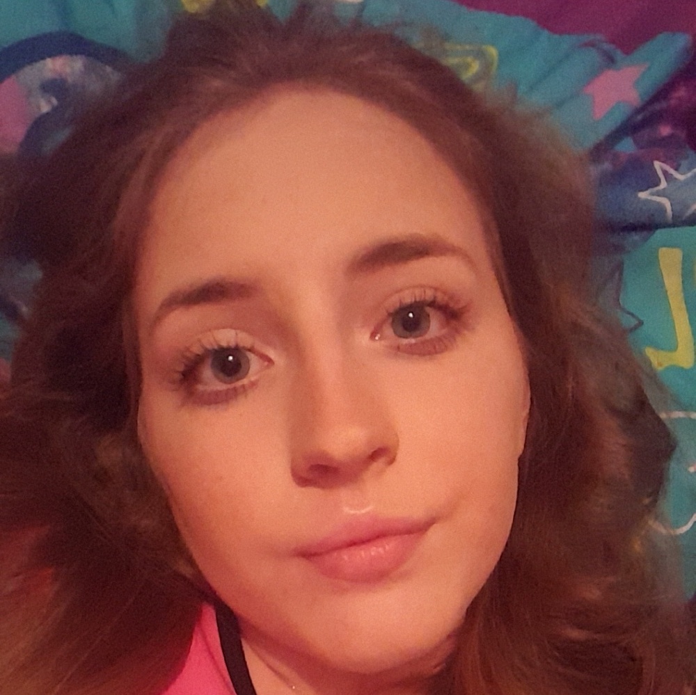 Meet your Posher, Haileigh